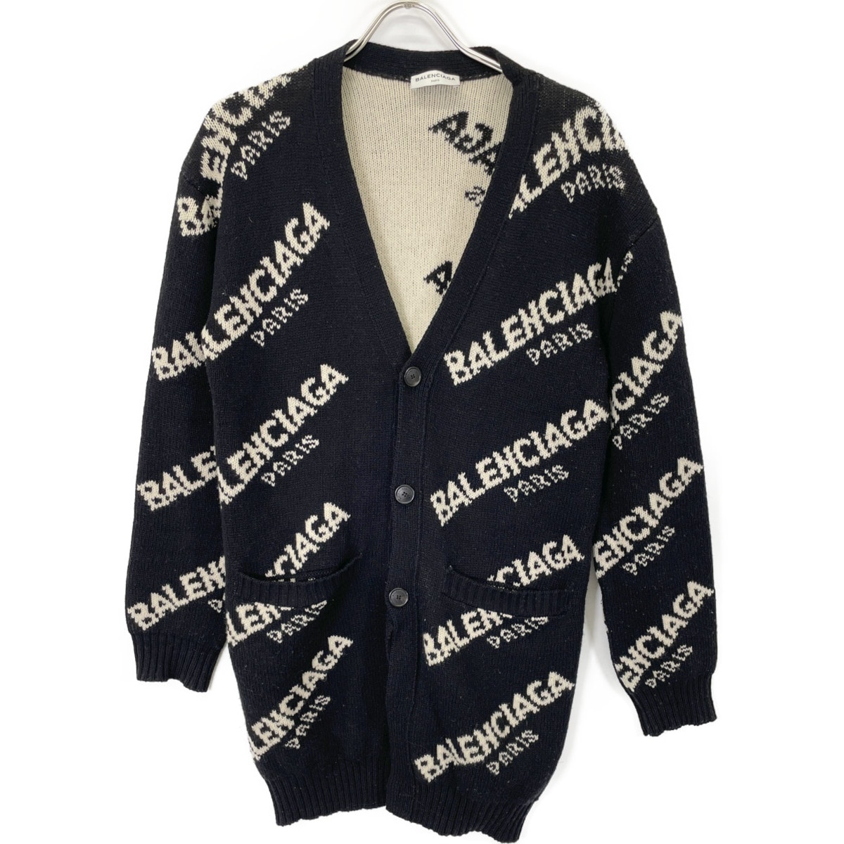 【美品】BALENCIAGA ブラック ロゴ ジャガード カーディガン バレンシアガ(BALENCIAGA)バレンシアガ ALL OVER LOGO CARDIGAN