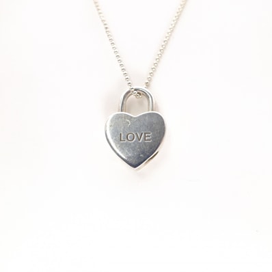 ティファニー ハートロック リターン トゥ ティファニーネックレス