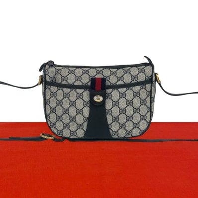 GUCCI グッチ シェリーライン GG ロゴ 金具 PVC レザー ショルダーバッグ ネイビー
36270