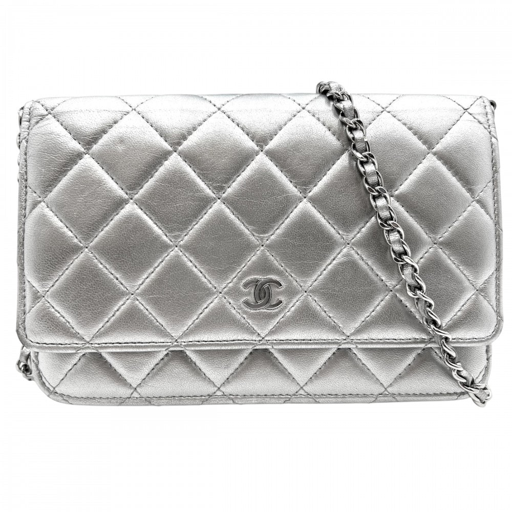 CHANEL シャネル チェーンウォレット マトラッセ ミニショルダーバッグ ココマーク 肩掛け 斜め掛け ココ 財布 鞄 かばん AP0250 レザー    シルバー シルバー金具 レディース【中古品】