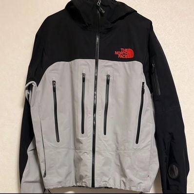 Supreme x The North Face Taped Seam Shell Jacket "Grey"