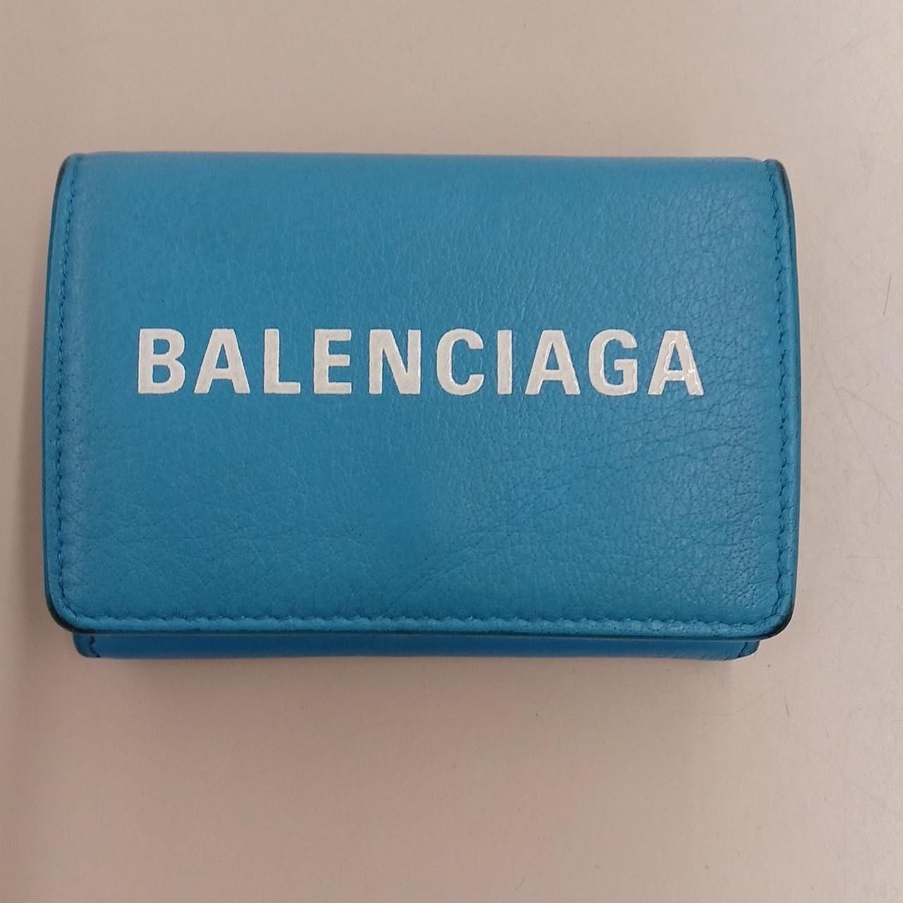 BALENCIAGA