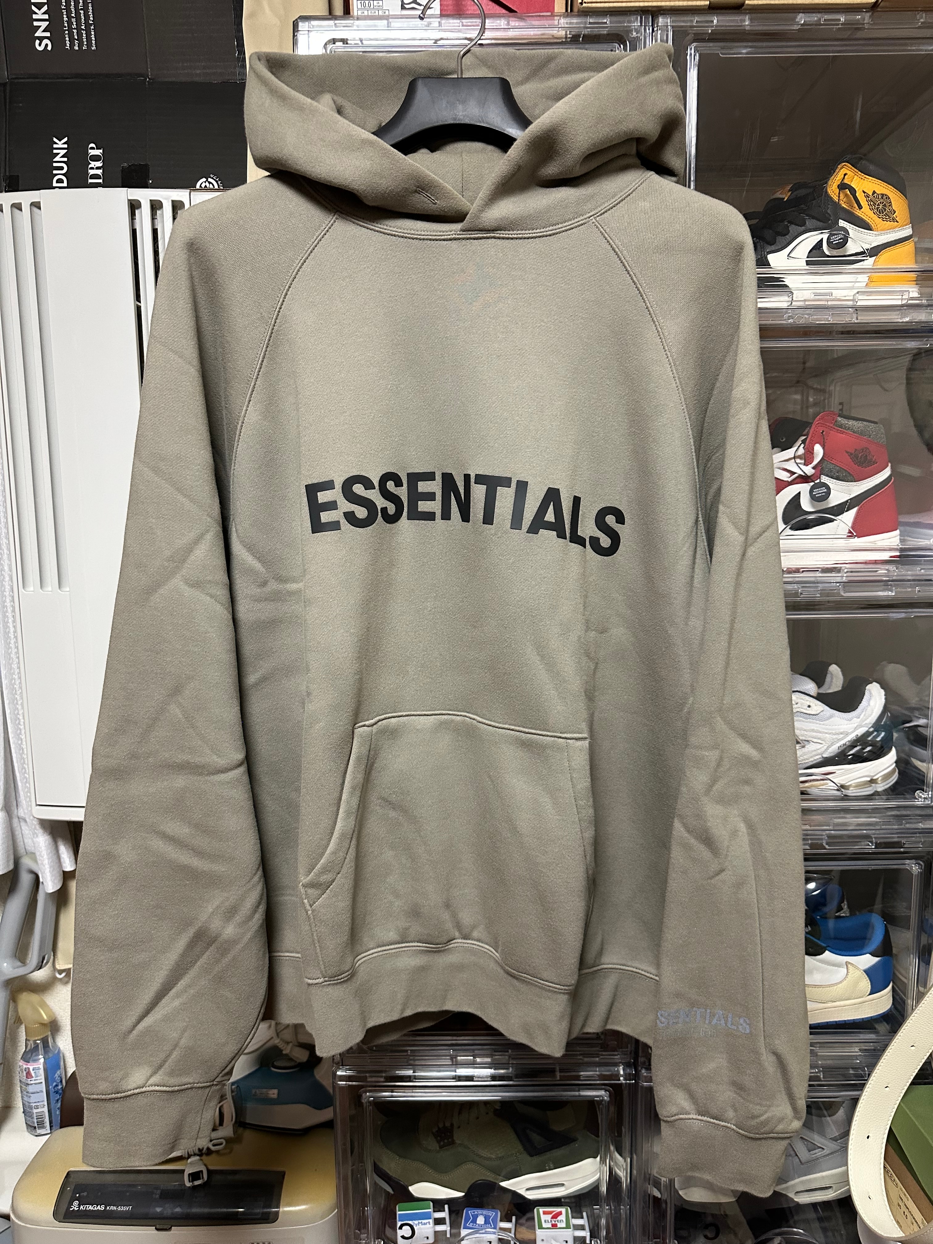 ESSENTIALS HOODIE