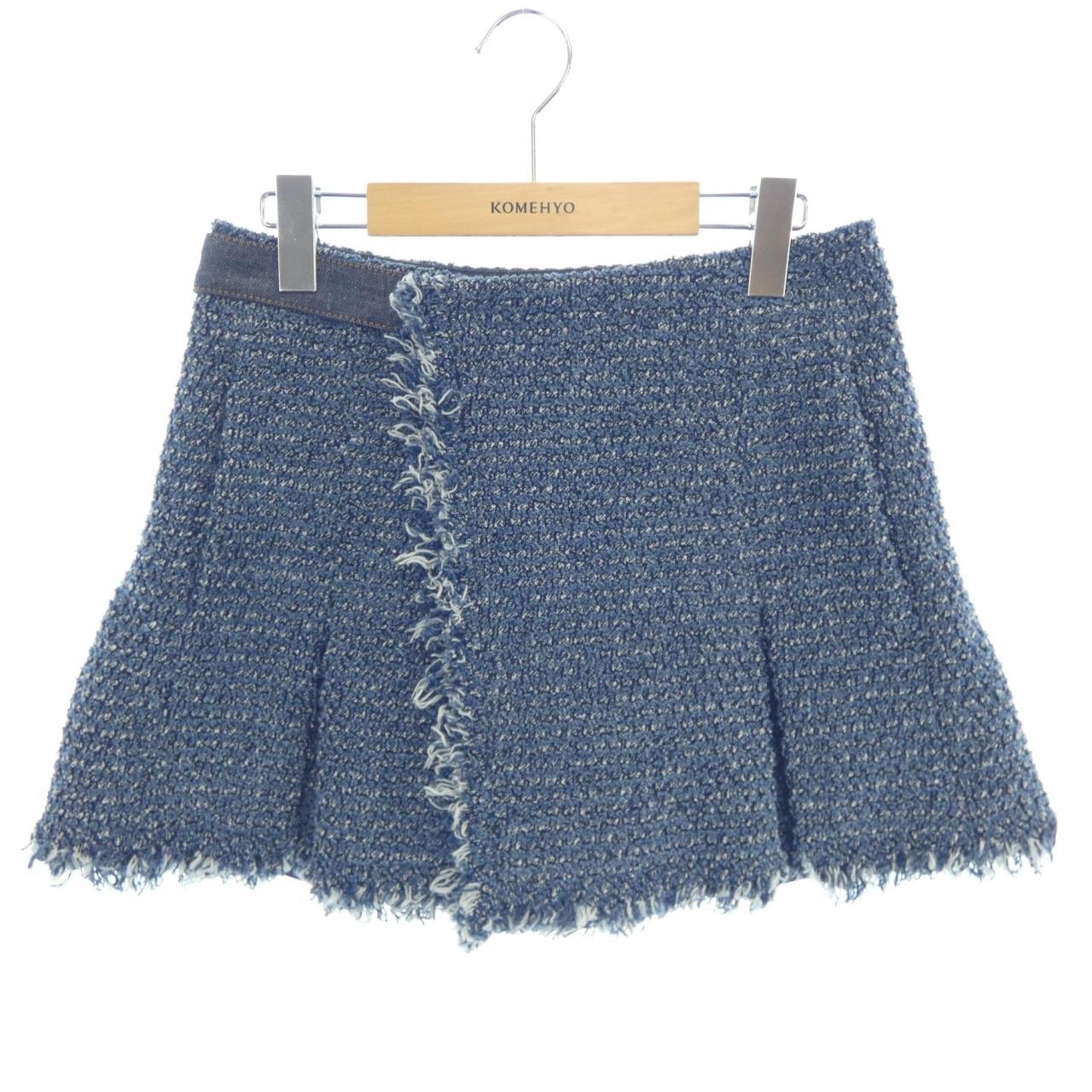 サカイ SACAI PLEATED DENIM SHORTS 25-07724 ショートパンツ