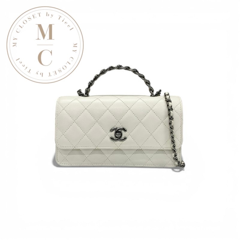 シャネル CHANEL バッグ ショルダーバッグ ラムスキン ホワイト シルバー マトラッセ ココマーク チェーン ターンロック 2WAY