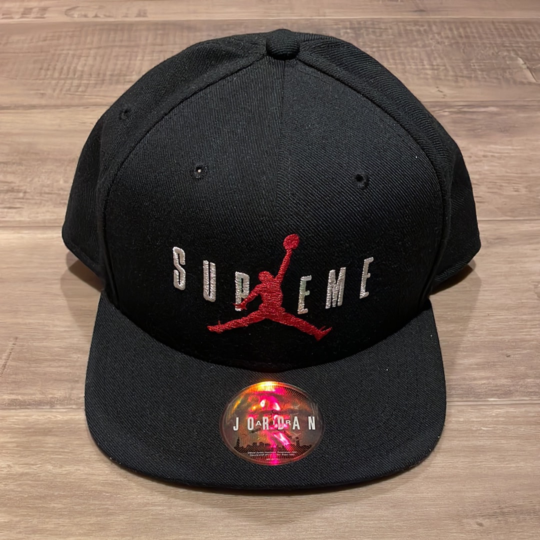 Supreme NIKE Air Jordan 6-Panel Cap "Black"