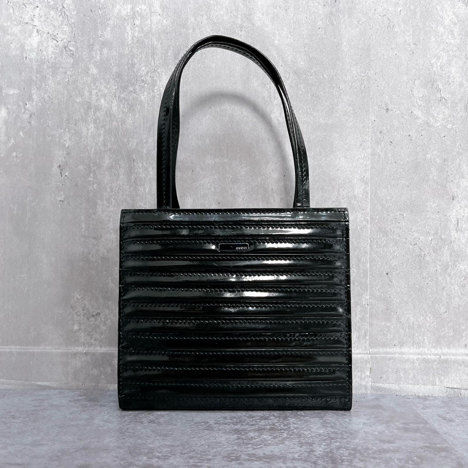 【GUCCI】グッチ オールドグッチ ミニショルダーバッグ エナメル パネル 横段ステッチ ワンハンドル スクエア ブラック レディース 肩掛け
