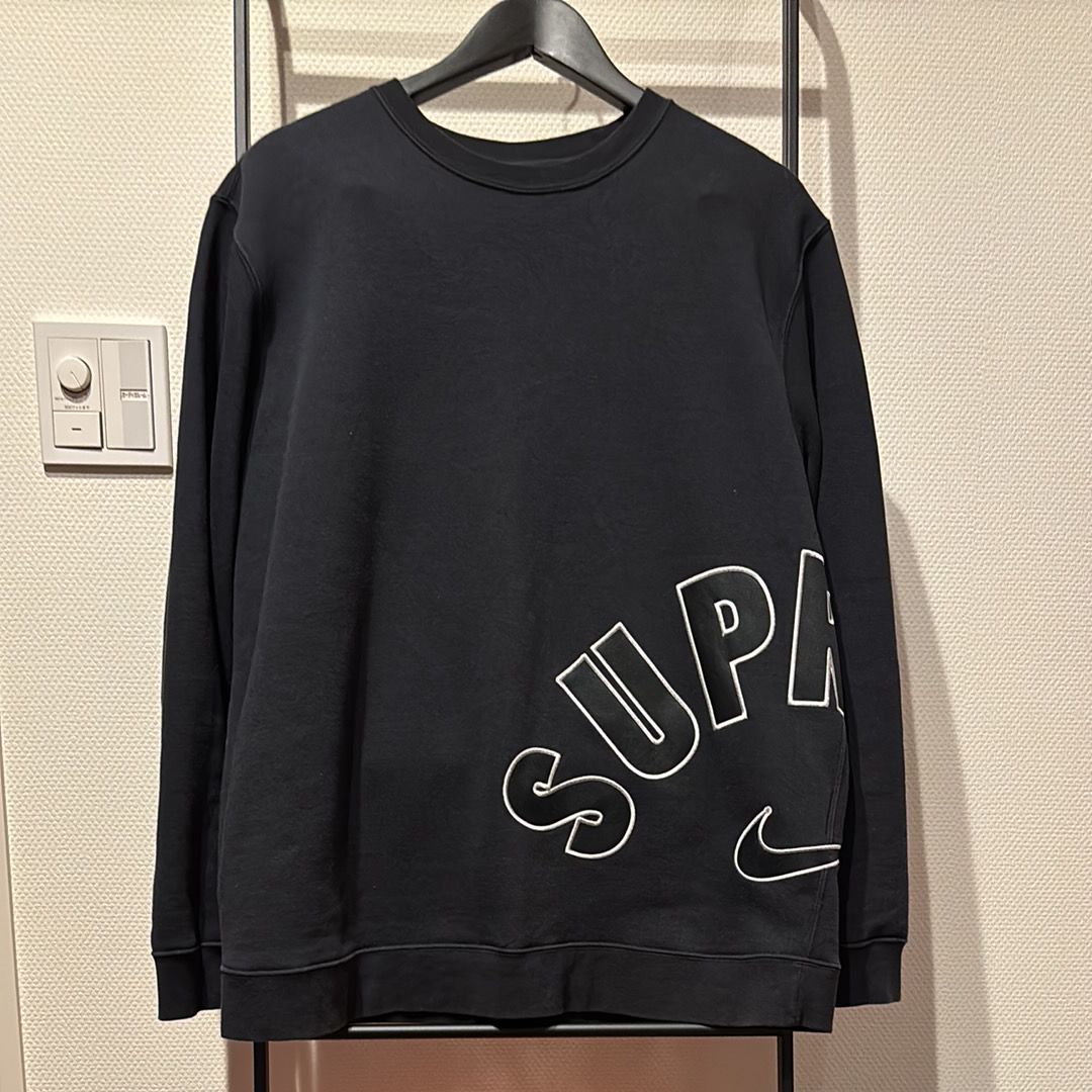 Supreme / Nike Arc Crewneck "Black"