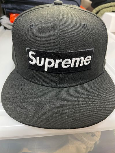 Supreme Champions Box Logo New Era® "Black"