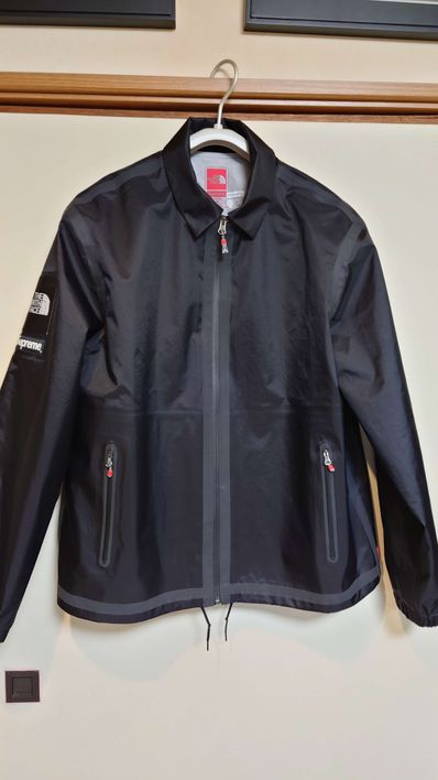 Supreme x The North Face Summit Series Outer Tape Seam Coaches Jacket "Black"