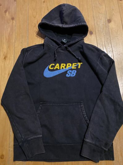 Carpet Company × NIKE SB Skateboard Hoodie "Black/Speed Yellow"