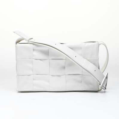 ボッテガヴェネタ BOTTEGAVENETA カセット イントレチャート ボディバッグ ショルダーバッグ【中古】