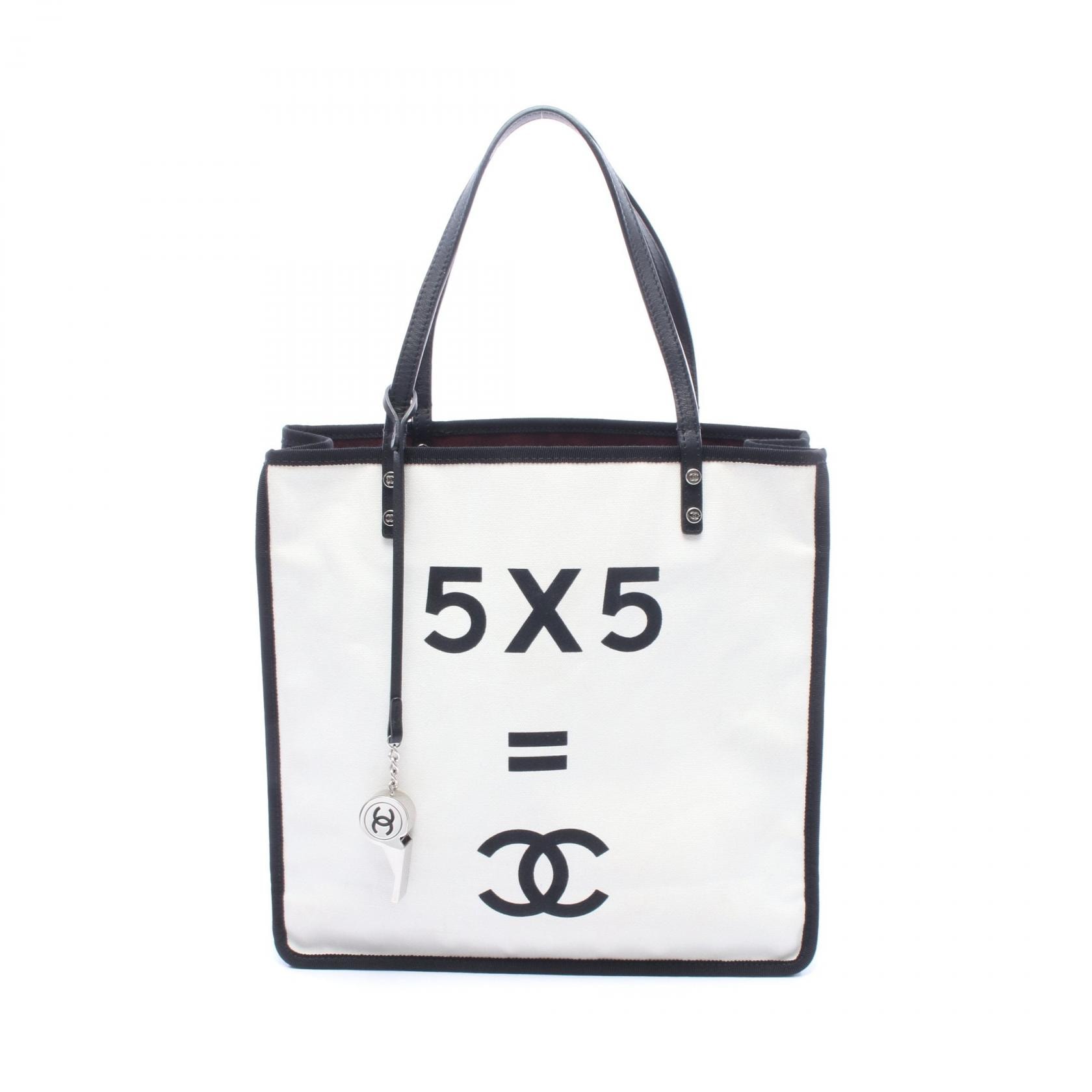 シャネル CHANEL 5 × 5=CHANEL チャーム付き トートバッグ バッグ キャンバス レザー レディース ブラック系 / ホワイト系 【中古】