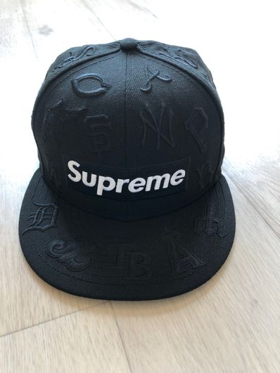 Supreme / MLB New Era® "Black"