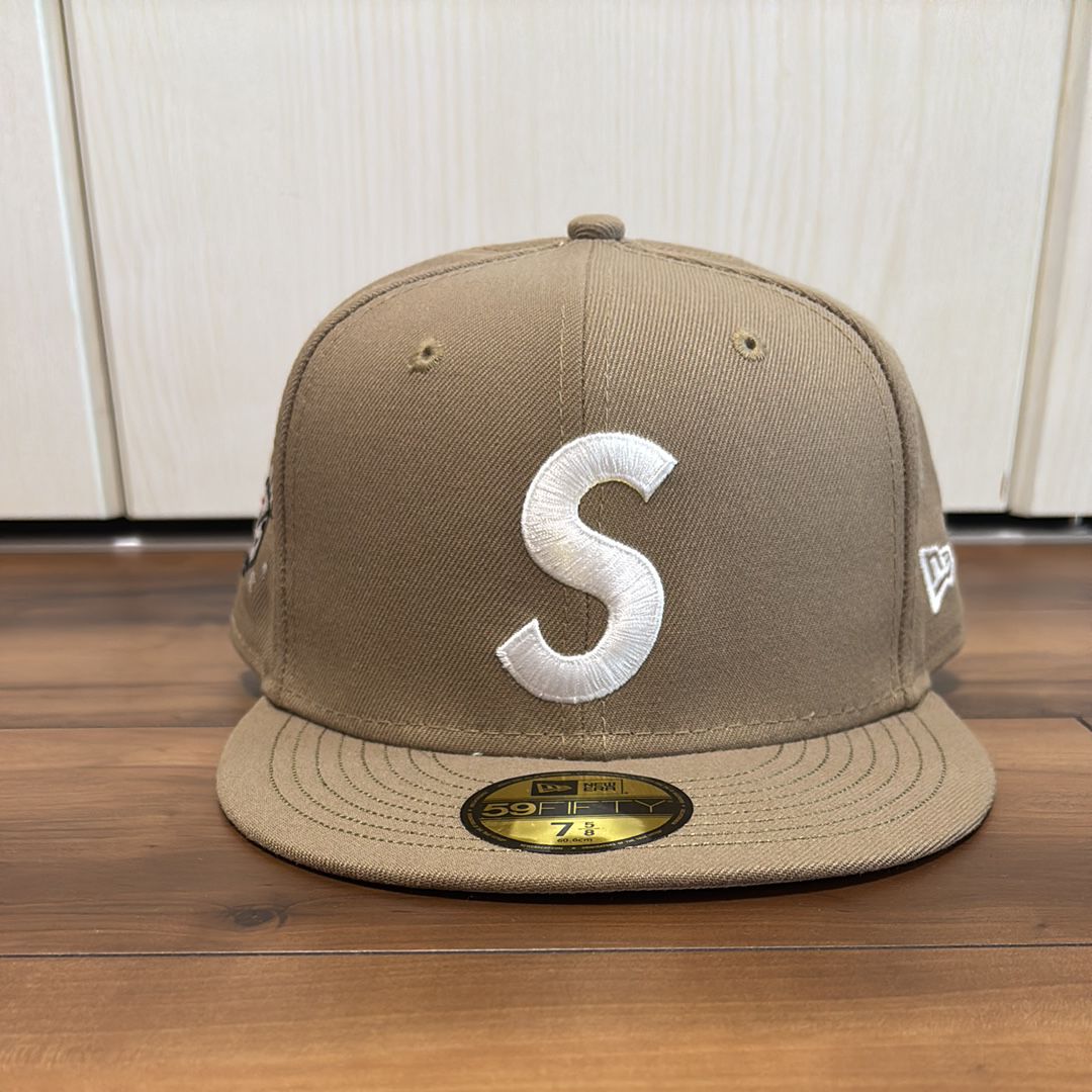 Supreme Characters S Logo New Era "Brown"