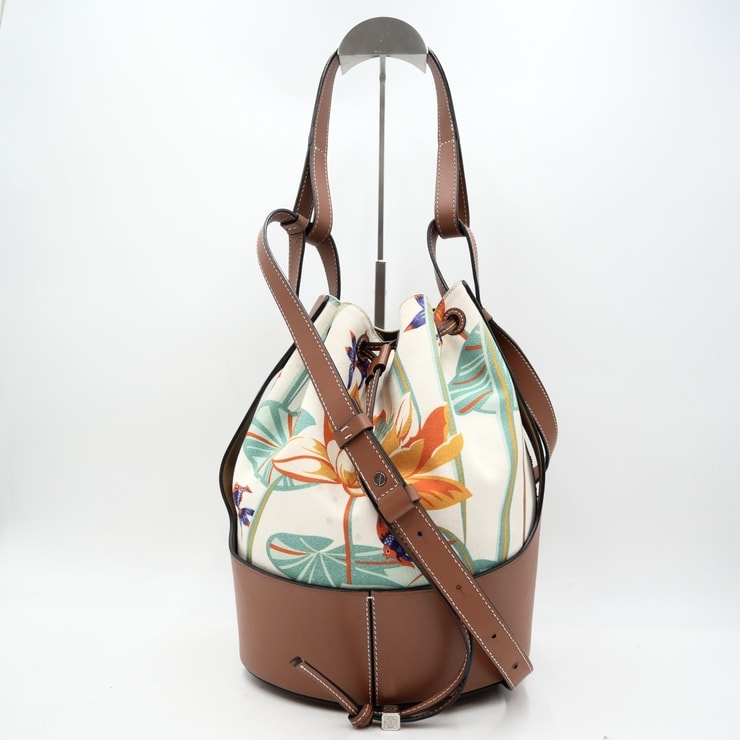 LOEWE(ロエベ)バルーンバッグ ショルダーバッグ ドローストリングバッグ ボタニカル柄 キャンバス レザー ブラウン レディース 326.20AC31【中古】