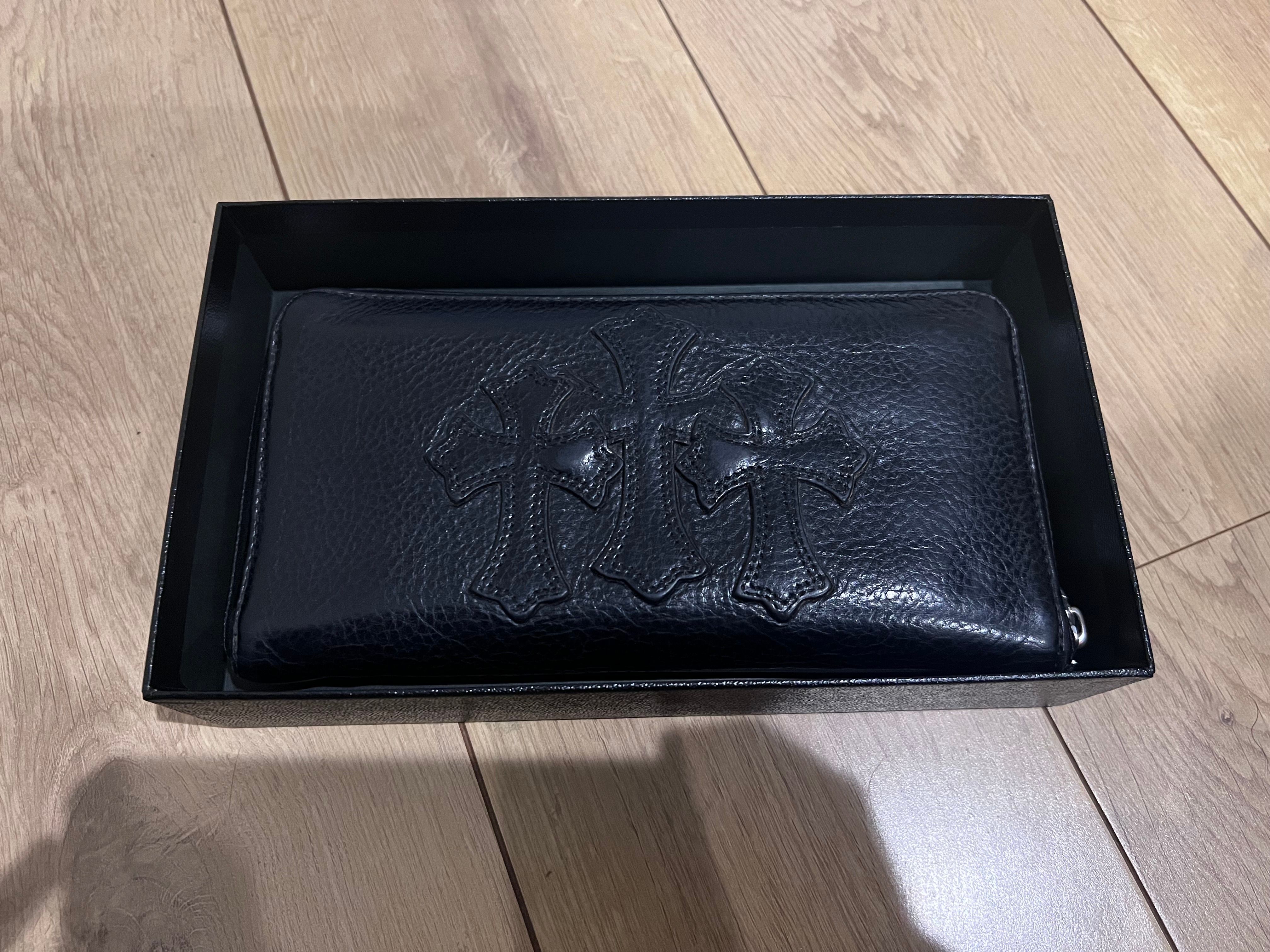 Chrome Hearts REC F Heavy Leather Zip Wallet / 3 Cemetary Cross "Black"