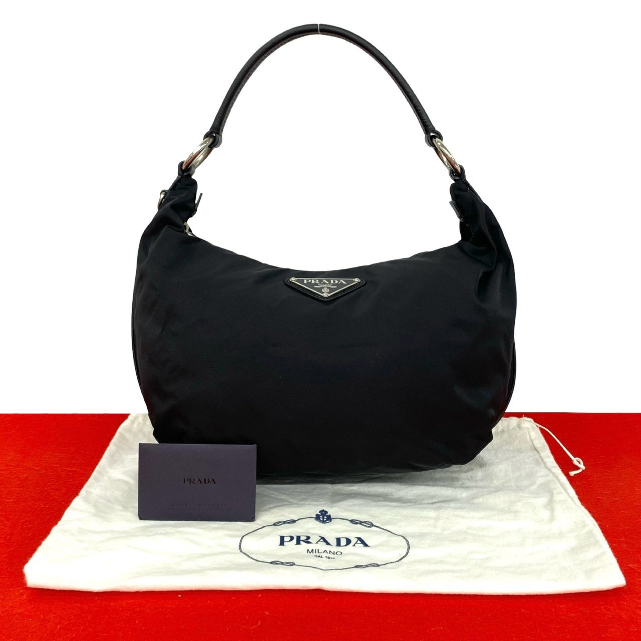 PRADA プラダ 三角 ロゴ 金具 ナイロン レザー ショルダーバッグ ブラック
00739