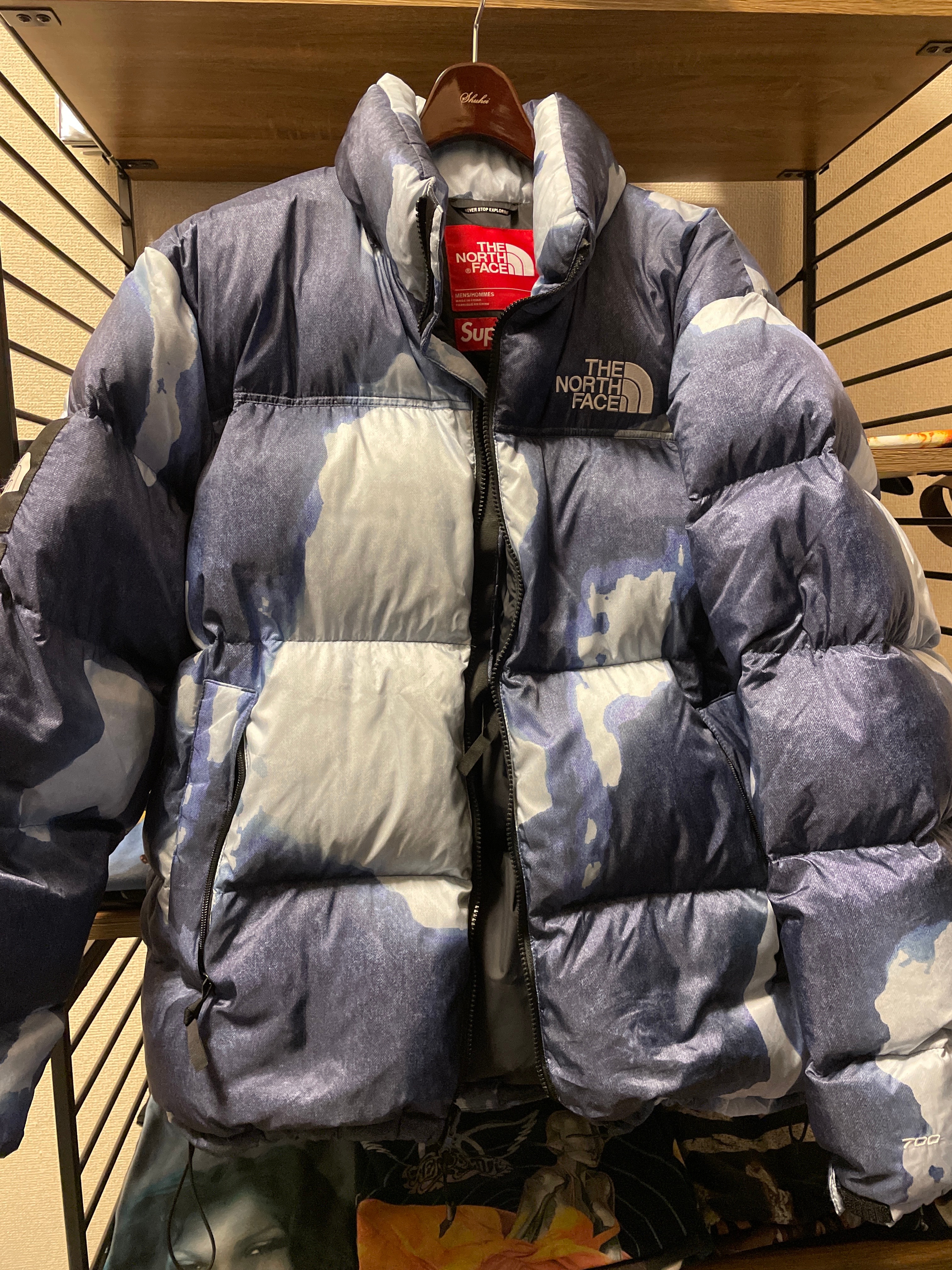 Supreme x The North Face Bleached Denim Print Nuptse Jacket "Indigo"
