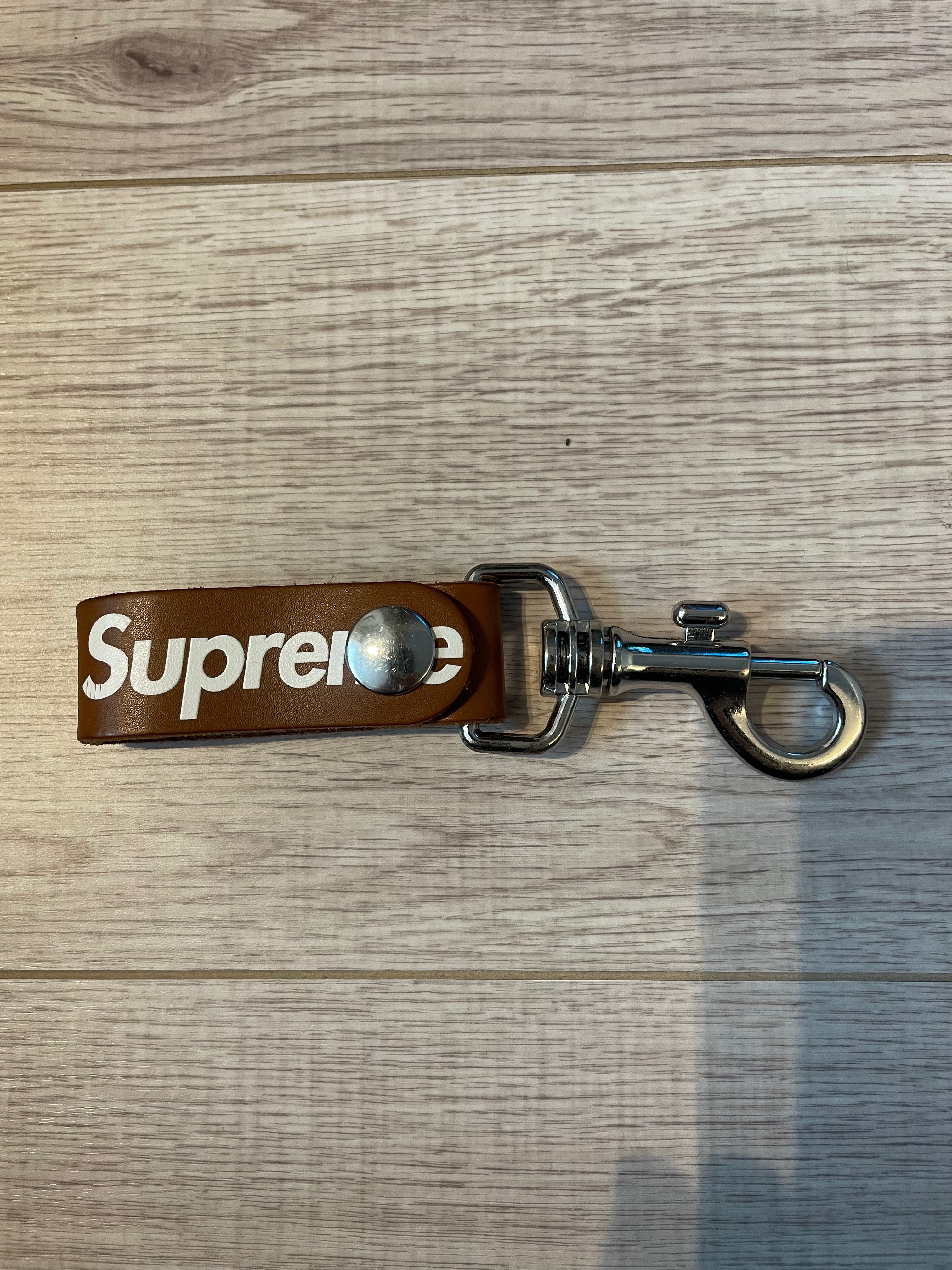 Supreme Leather Key Loop "Brown"