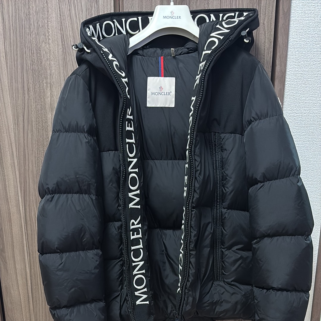MONCLER Montcla Nylon Down Jacket "Black"