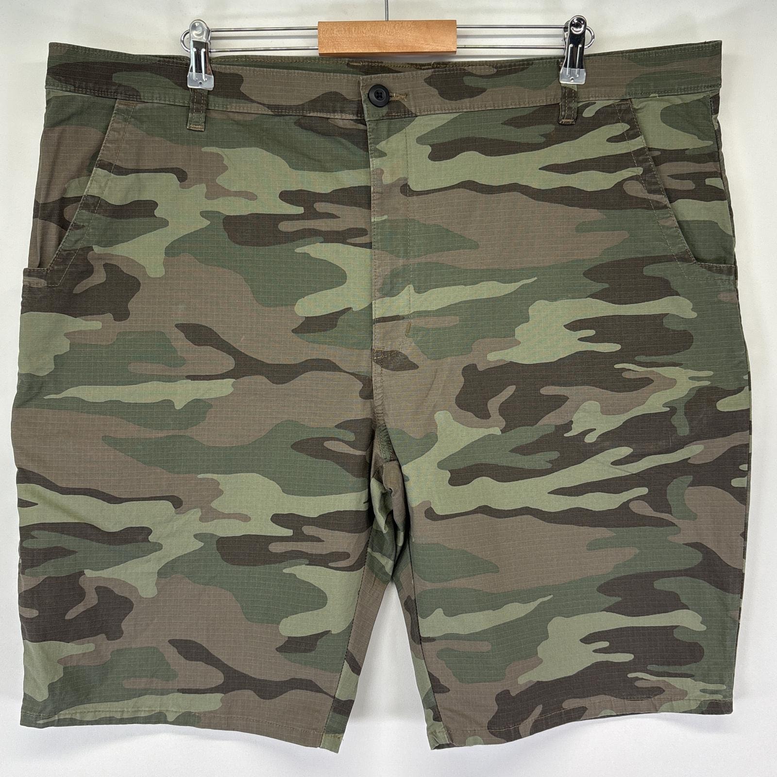 古着 ディッキーズ Dickies ショートパンツ カモフラ 迷彩 半ズボン ハーフパンツ 短パン ワーク 大きいサイズ w44  グリーン系 メンズ