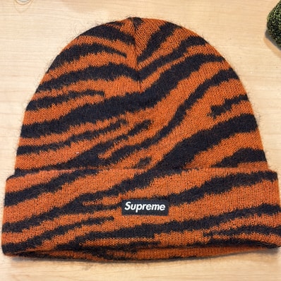 Supreme Mohair Beanie "Orange" (20FW)