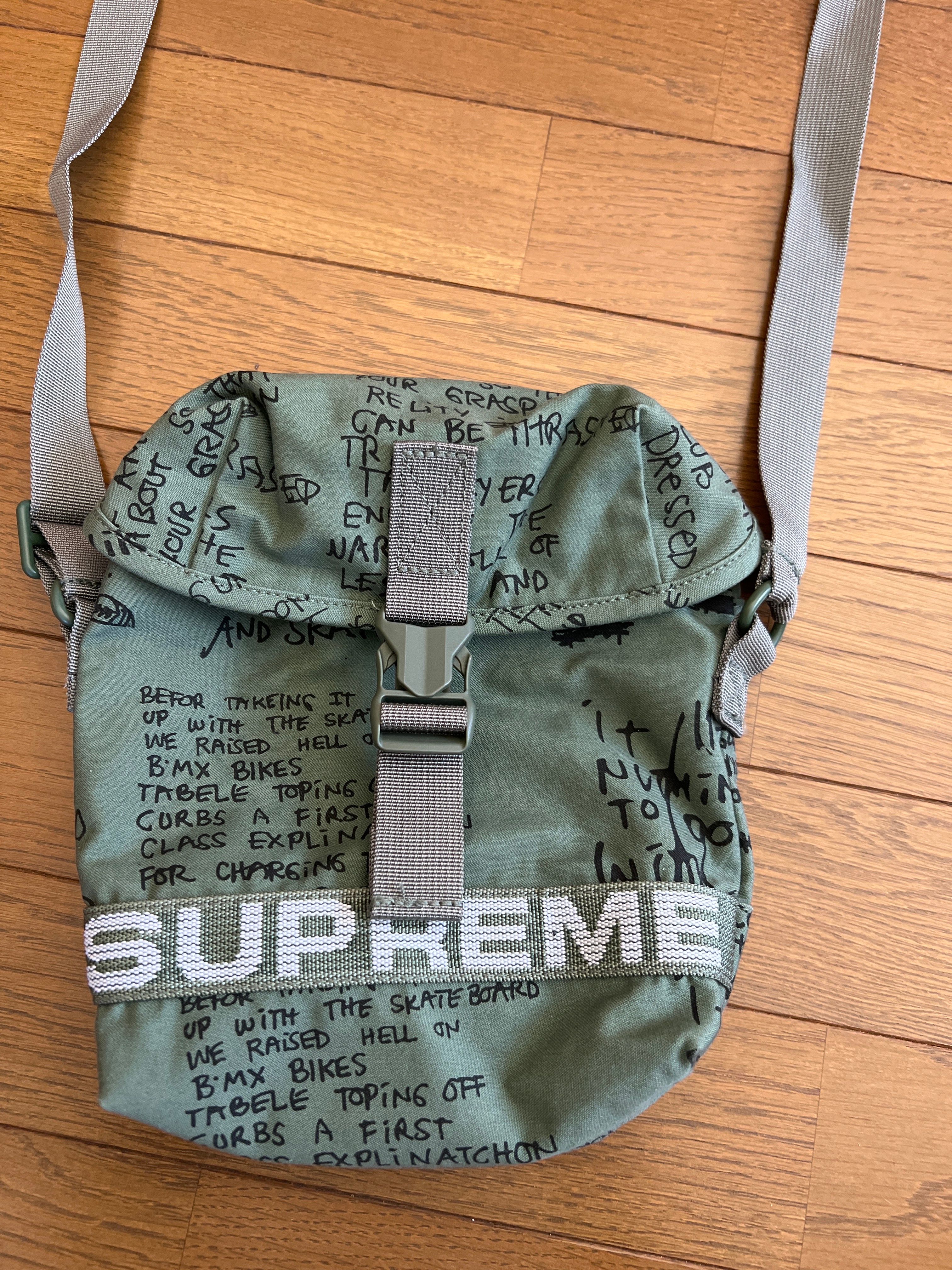 Supreme Field Side Bag 
