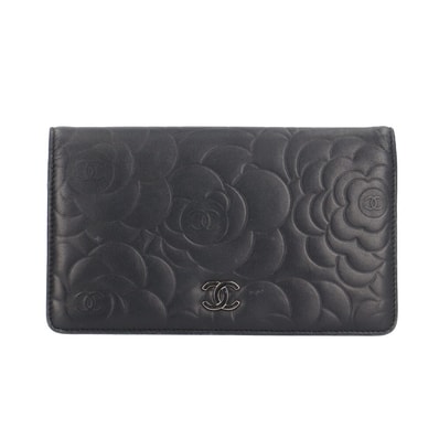シャネル カメリア ココマーク 二つ折り財布 ラムスキン A36544 レディース CHANEL 中古