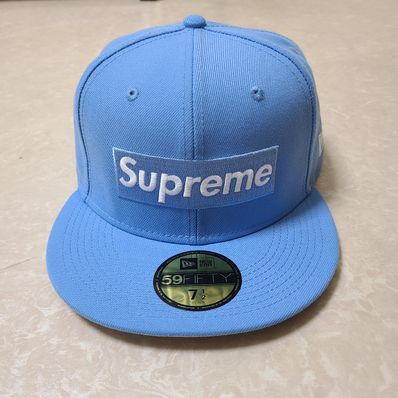 Supreme Champions Box Logo New Era® "Blue"