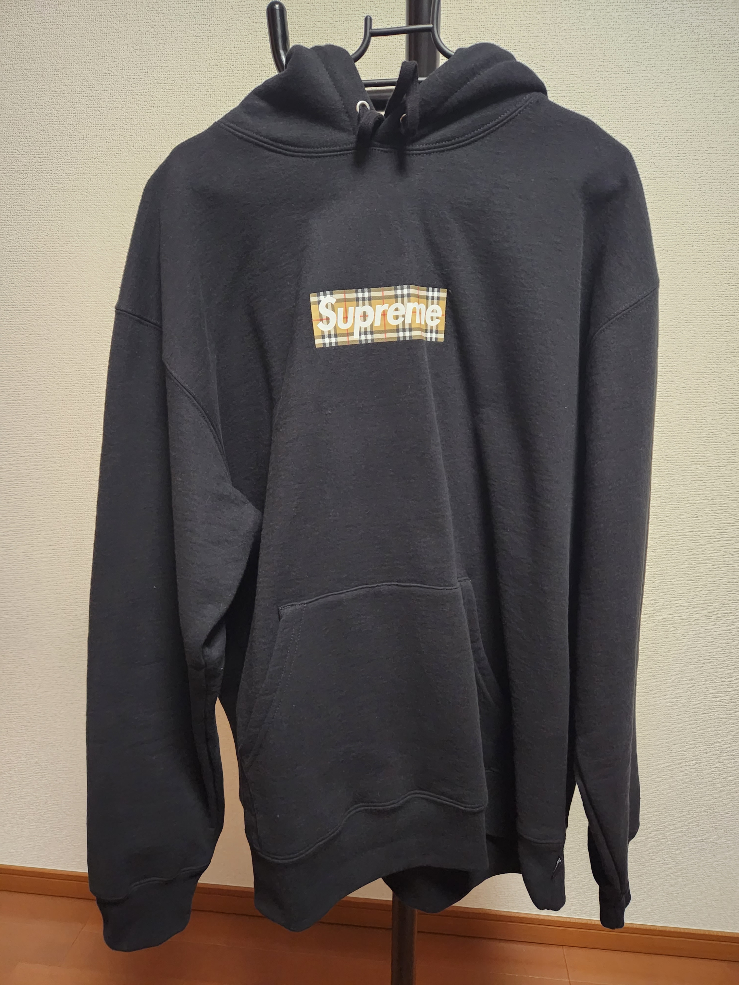 Supreme / Burberry Box Logo Hooded Sweatshirt "Black"