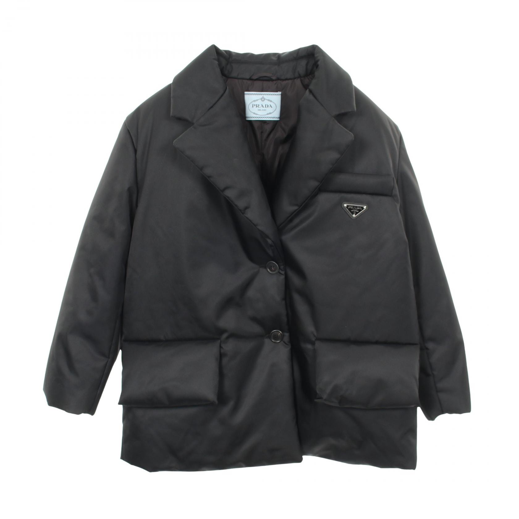プラダ PRADA Re-Nylon ダウンジャケット 衣料品 アウター ナイロン レディース ブラック系 【中古】