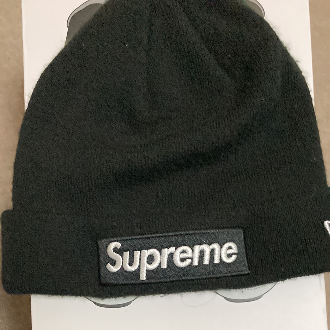 Supreme New Era® Box Logo Beanie 