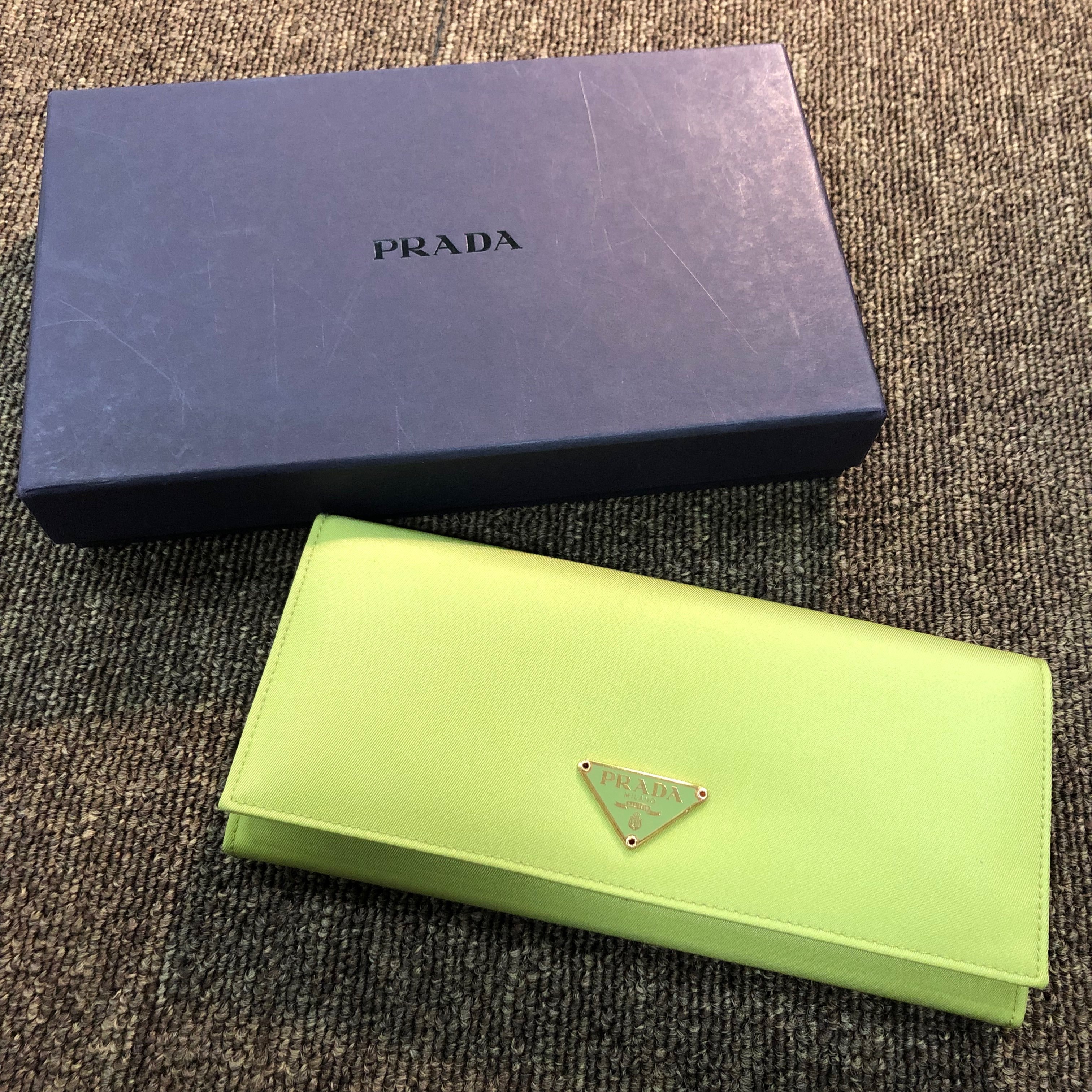 プラダ 長財布