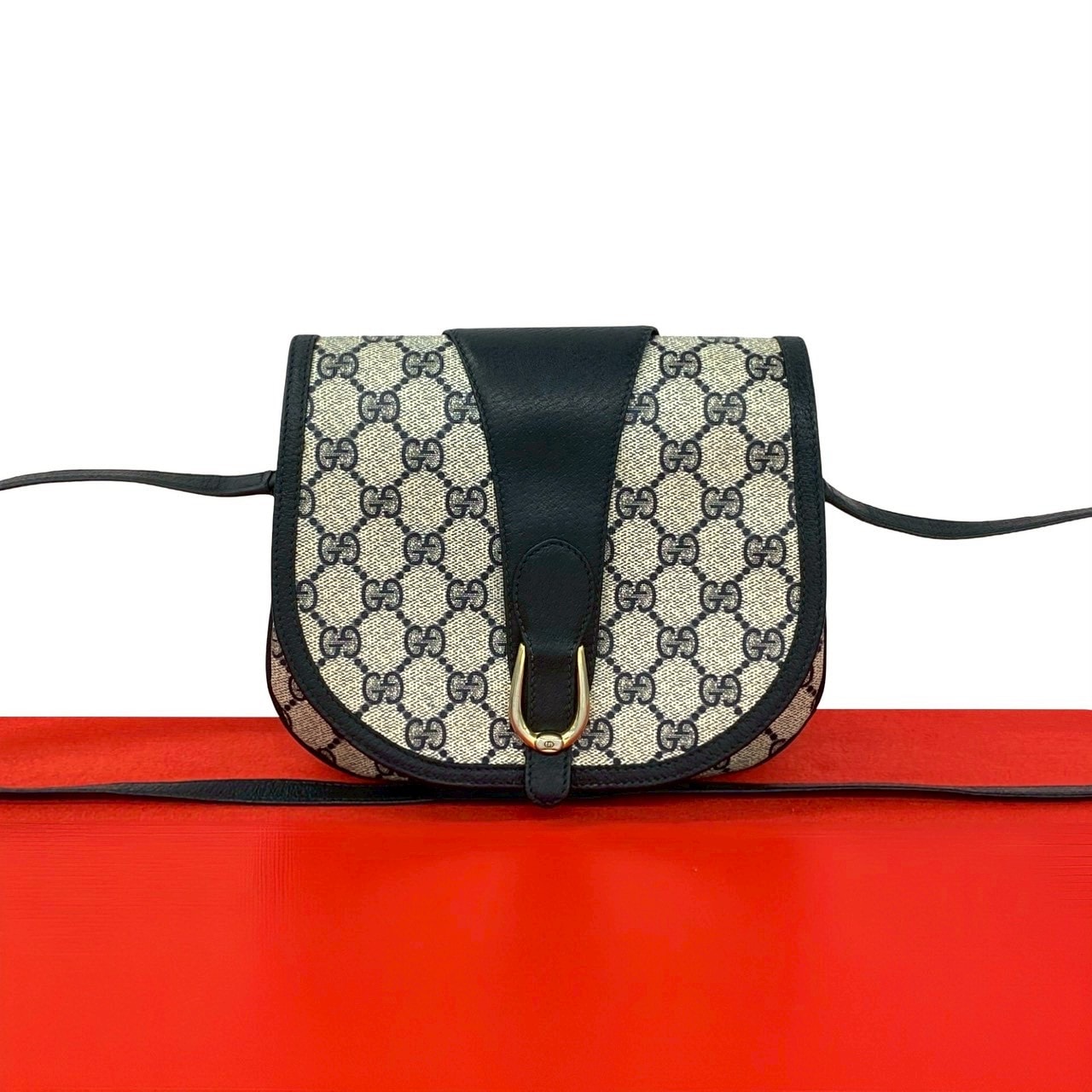 GUCCI グッチ GG ロゴ 金具 レザー PVC ショルダーバッグ ネイビー
 53212