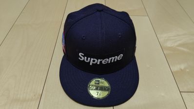 Supreme World Famous Box Logo New Era® "Navy"