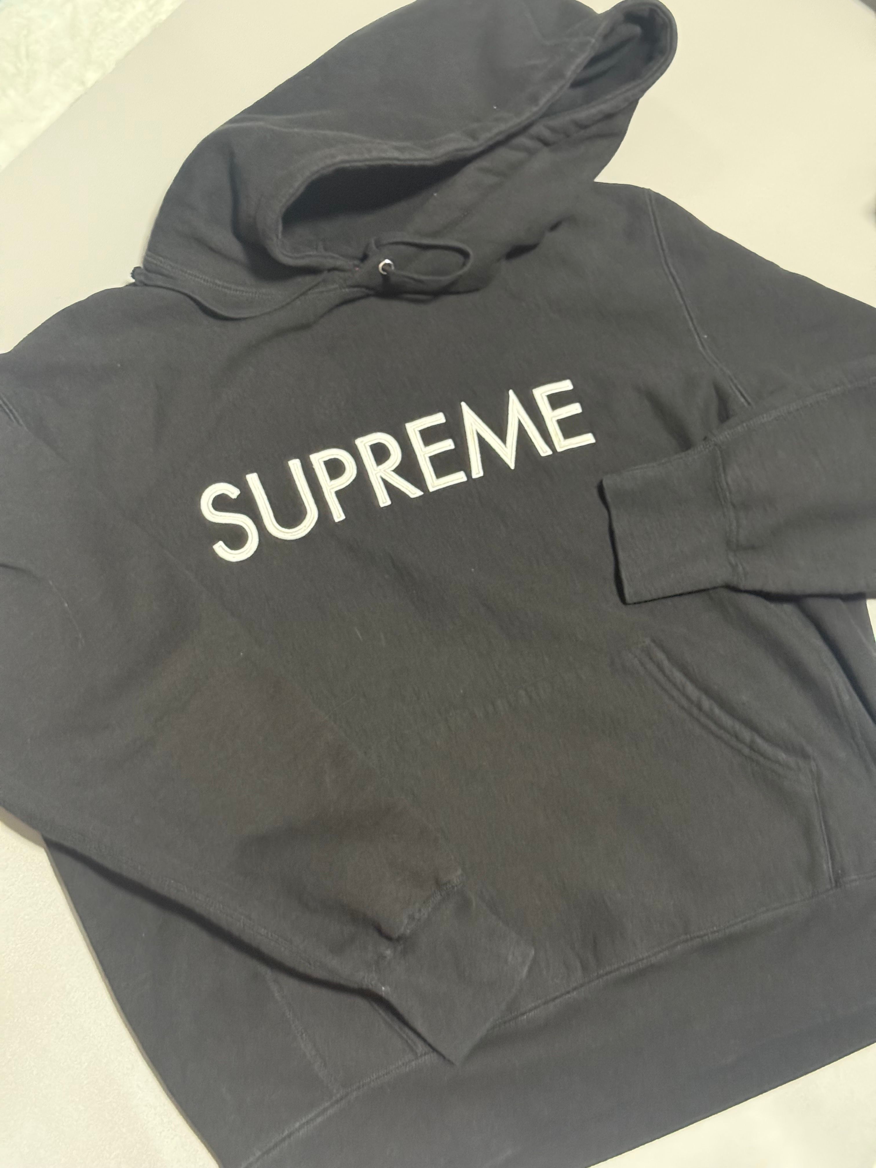 Supreme Capital Hooded Sweatshirt "Black"