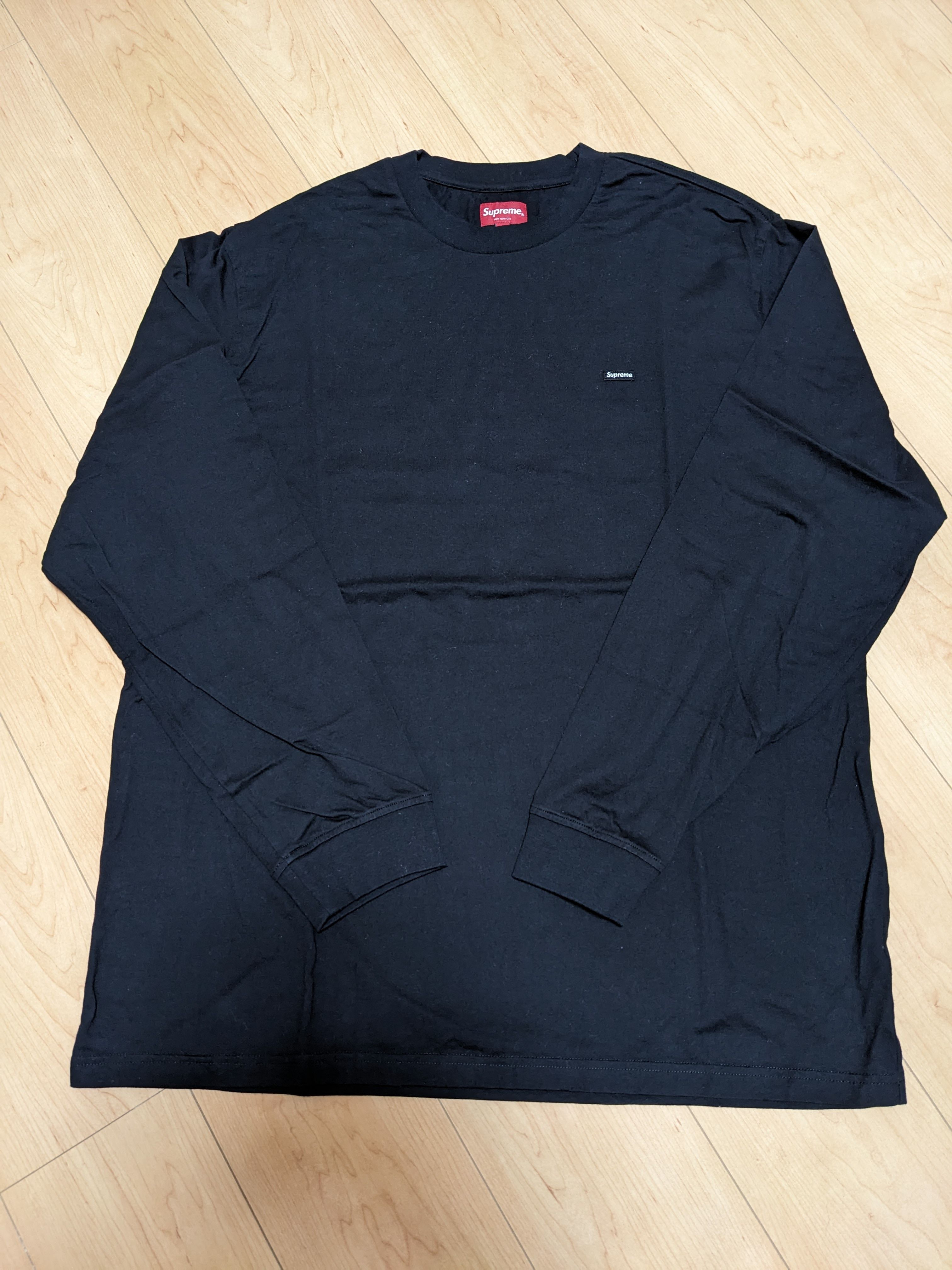 Supreme Small Box L/S Tee "Black"(21FW)