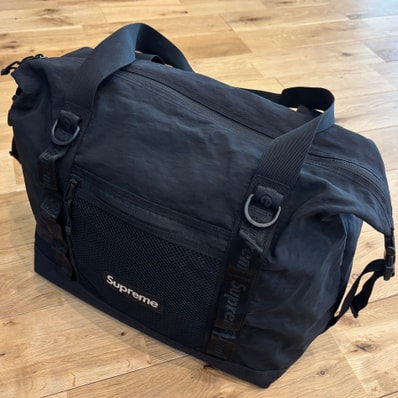 Supreme Zip Tote 25L Supreme Zip Tote 25L