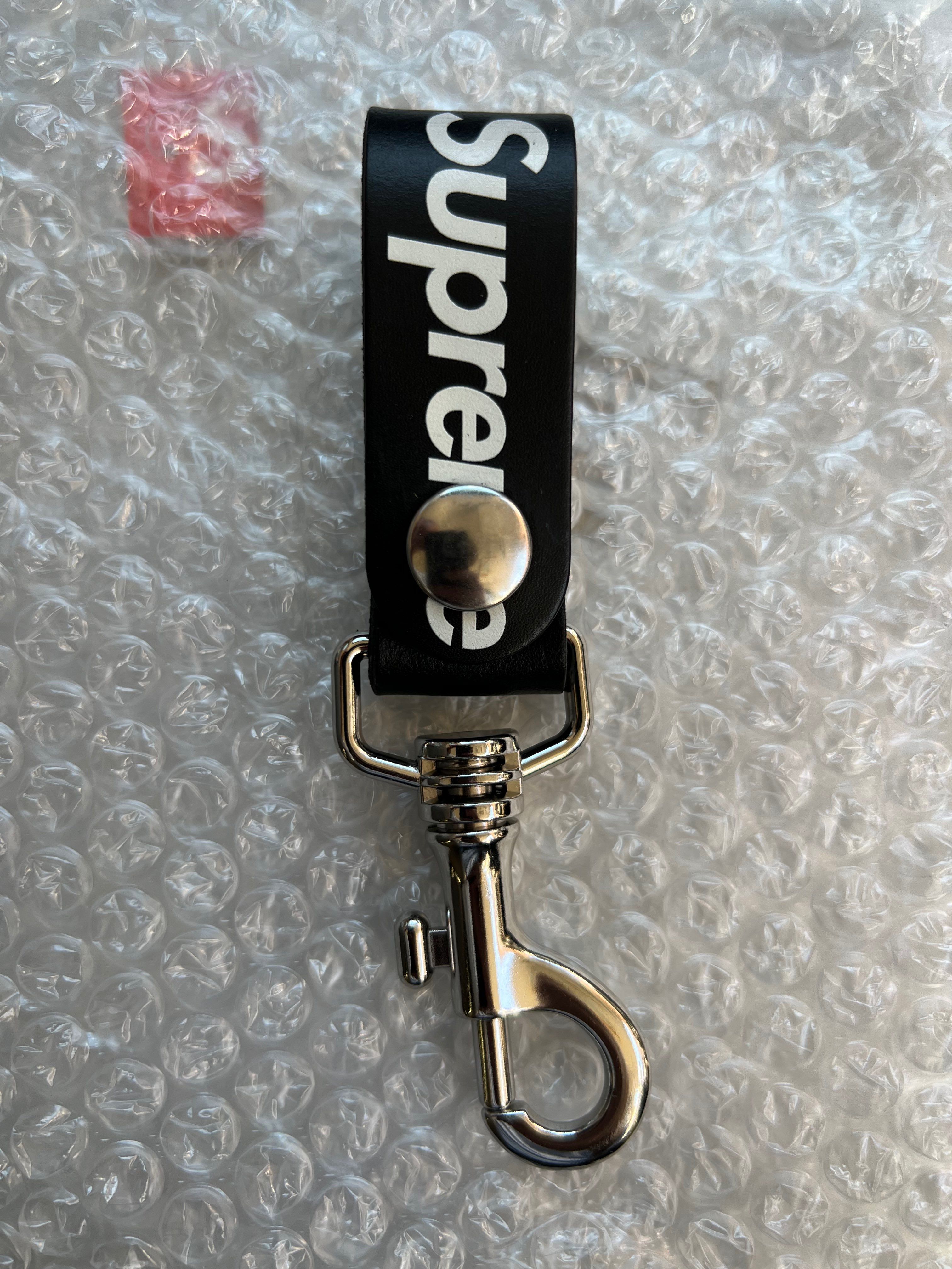 Supreme Leather Key Loop "Black"