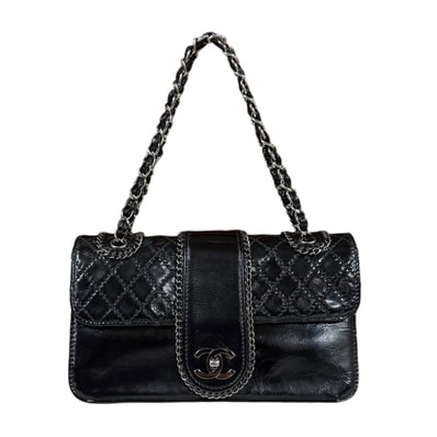 シャネル ラグジュアリー ショルダーバッグ パテントレザー ブラック レディース CHANEL 中古