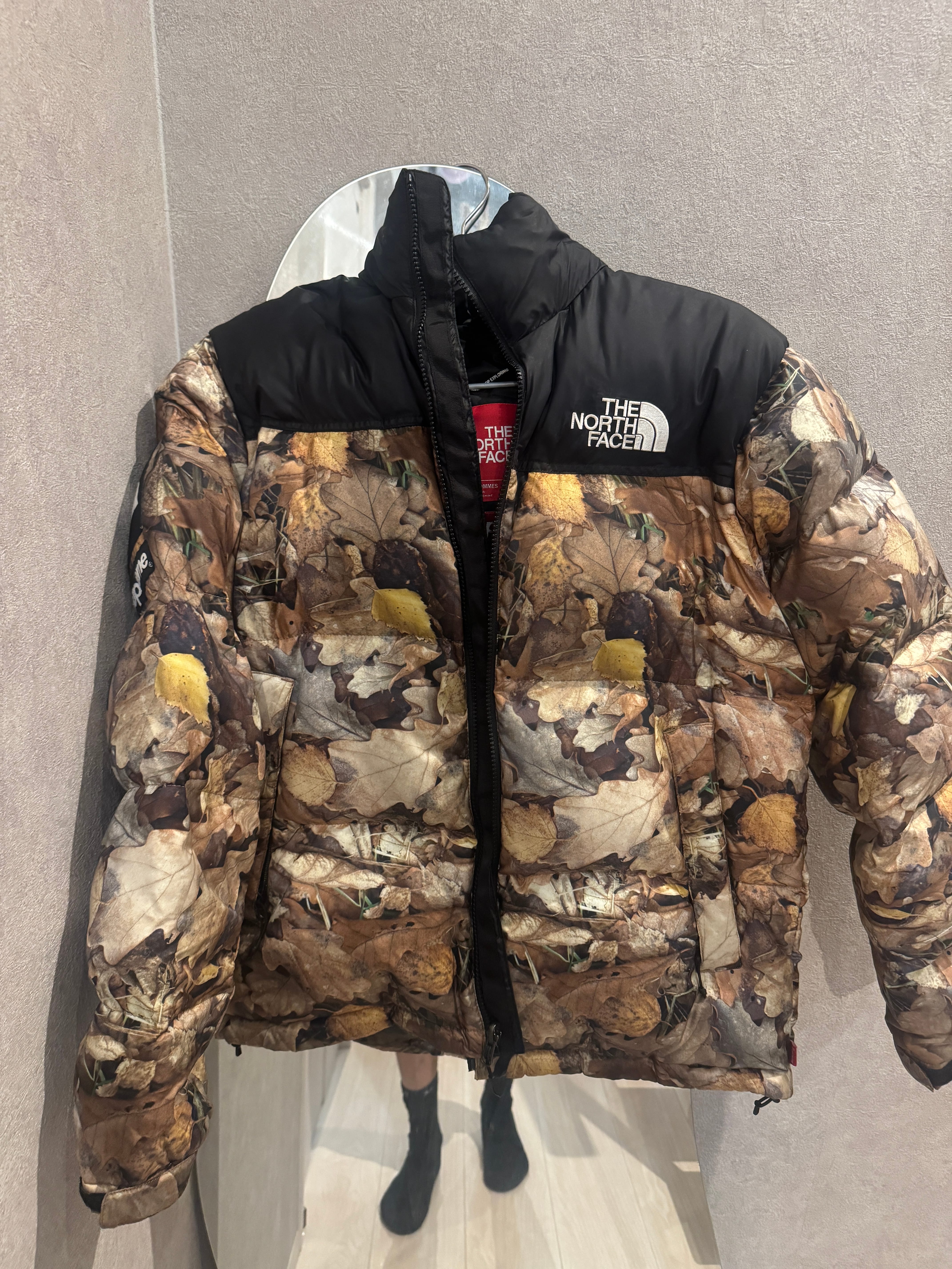 Supreme x The North Face Leaves Nuptse Jacket "Leaves"