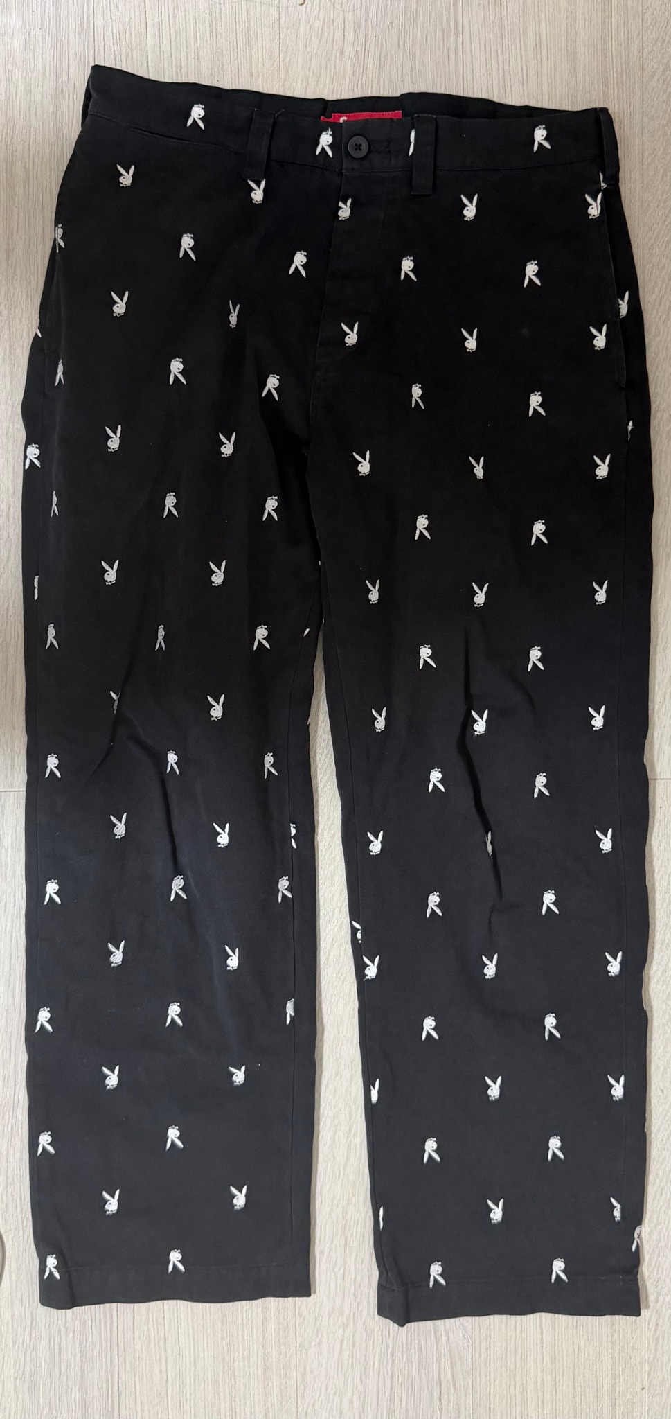 Supreme Chino Pant "Black Playboy"