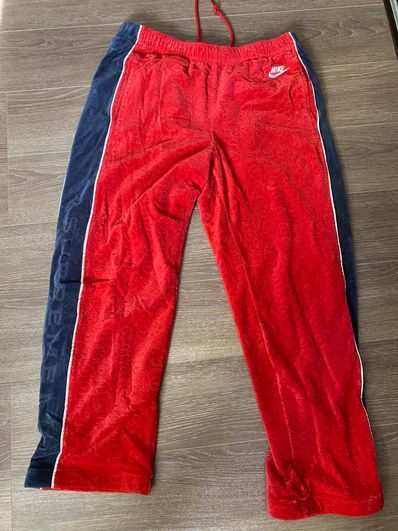 Supreme / Nike® Velour Track Pant "Red"