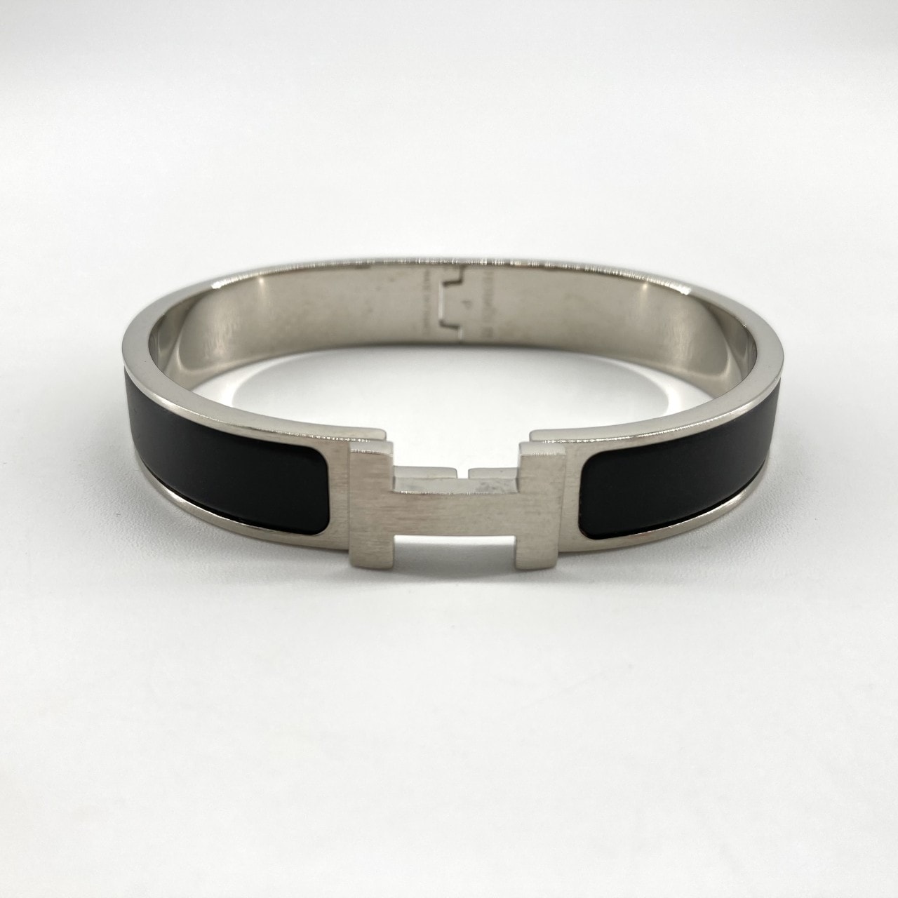 HERMES(エルメス) クリックH エナメル×ゴールドプレーテッド バングル ブラック×シルバー