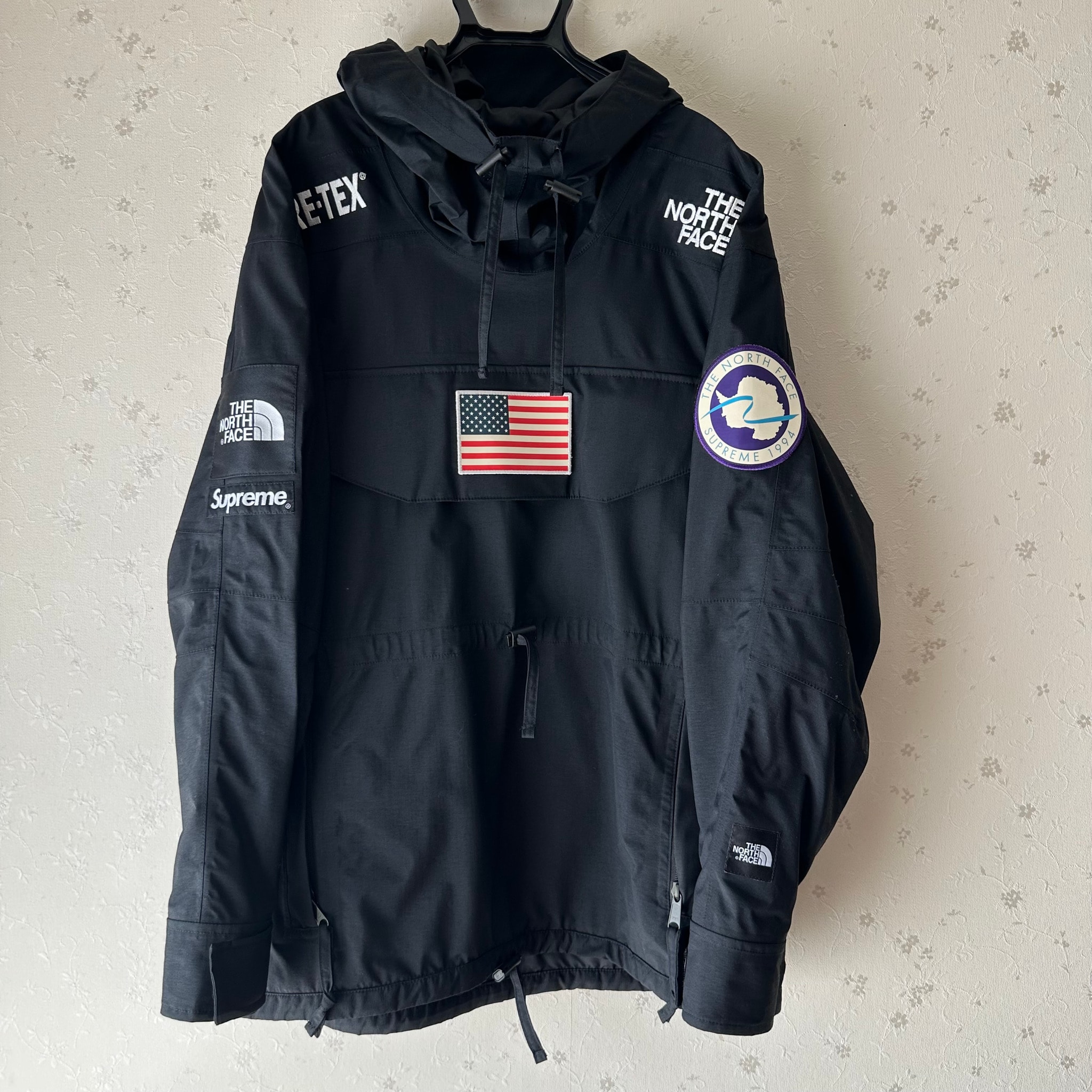 Supreme x The North Face Trans Antarctica Expedition Gore-Tex Pullover "Black"