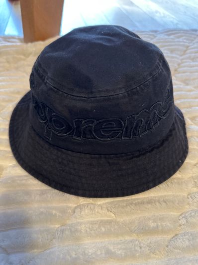 Supreme Outline Crusher "Black"