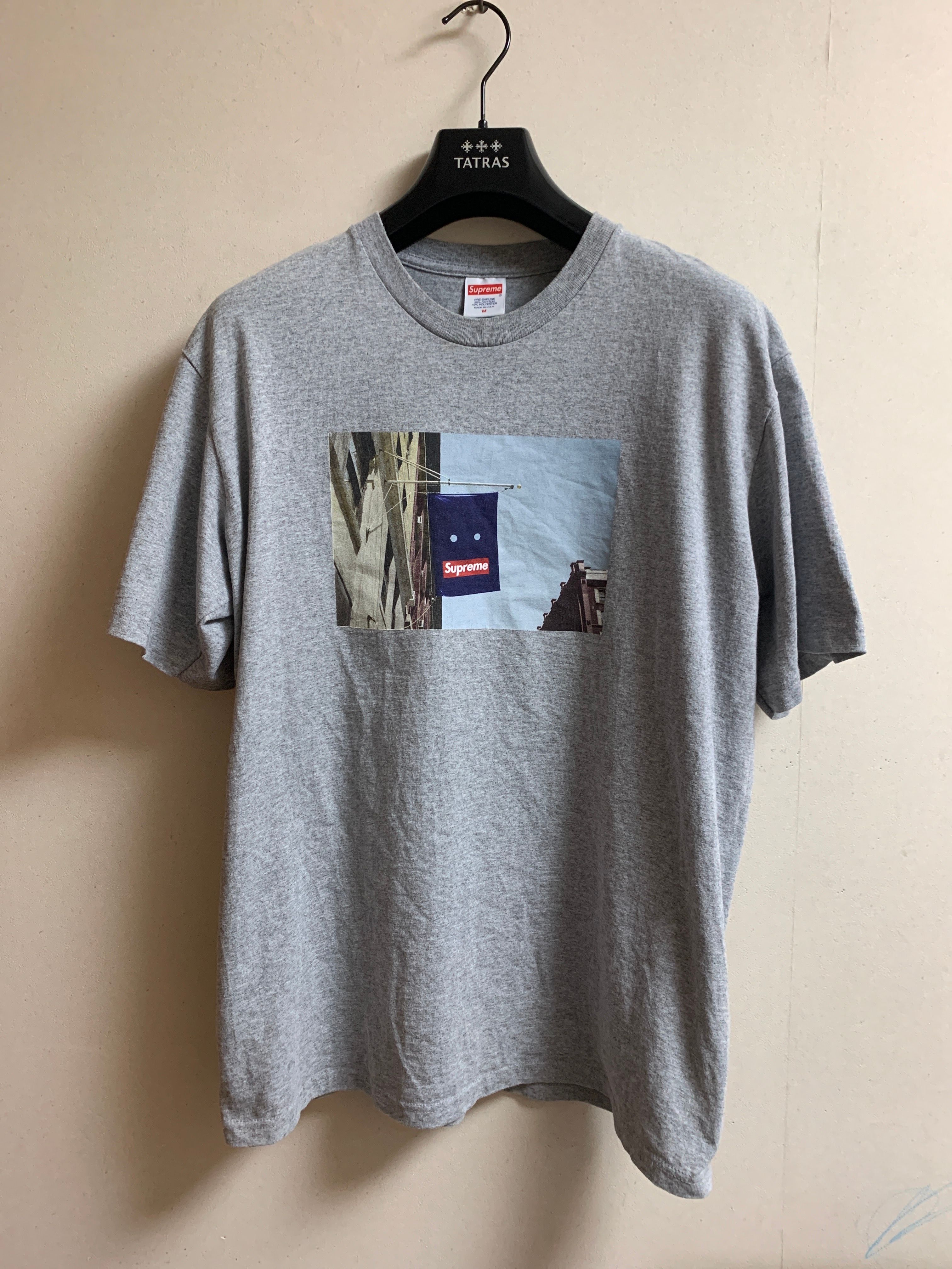 Supreme Banner Tee "Grey"