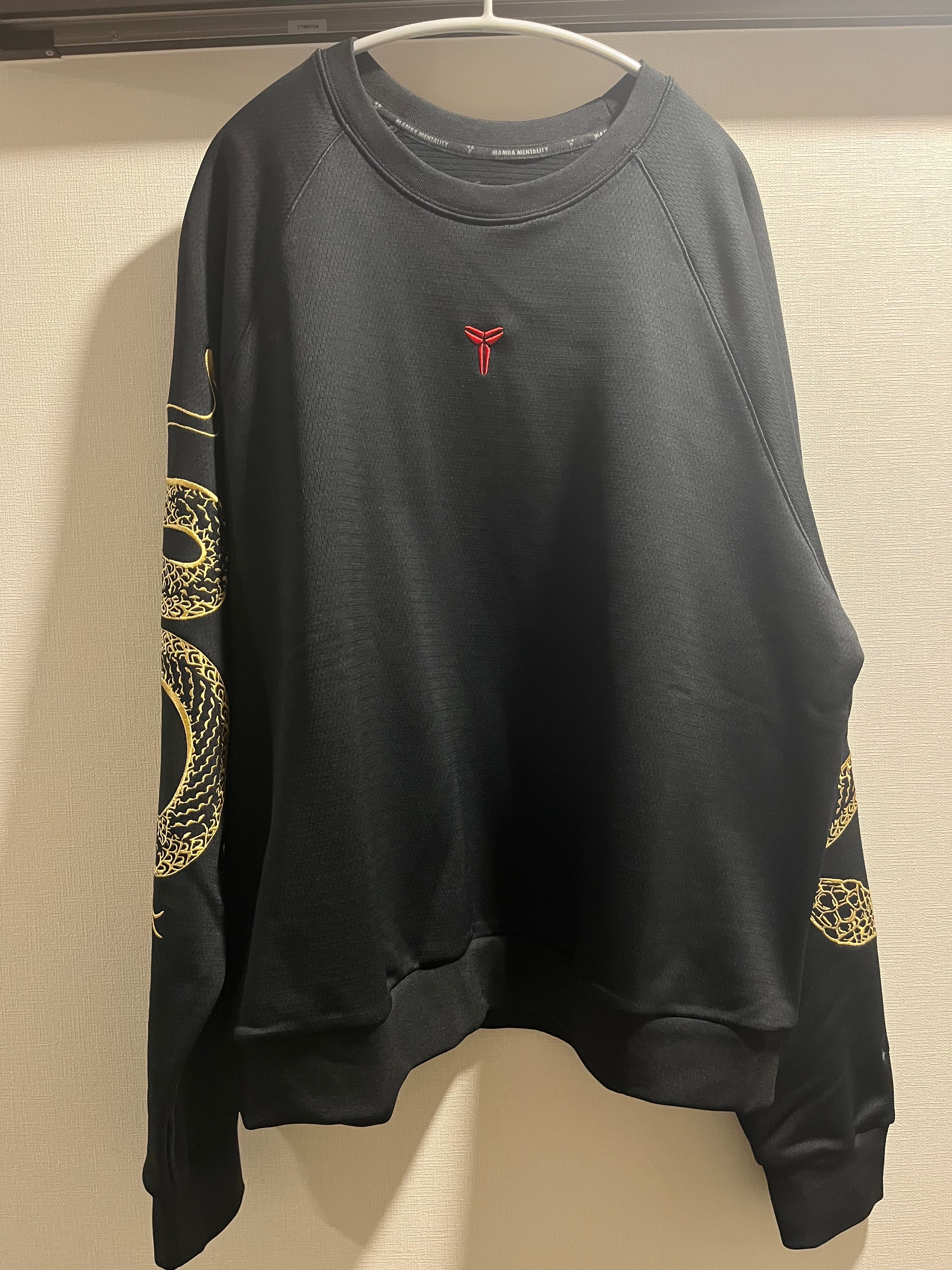 Nike Kobe Year of Mamba Therma-FIT Basketball Crewneck Sweatshirt "Black"