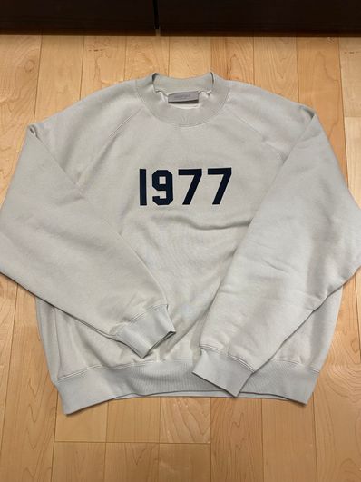 FEAR OF GOD ESSENTIALS 1977 CREWNECK "Wheat"